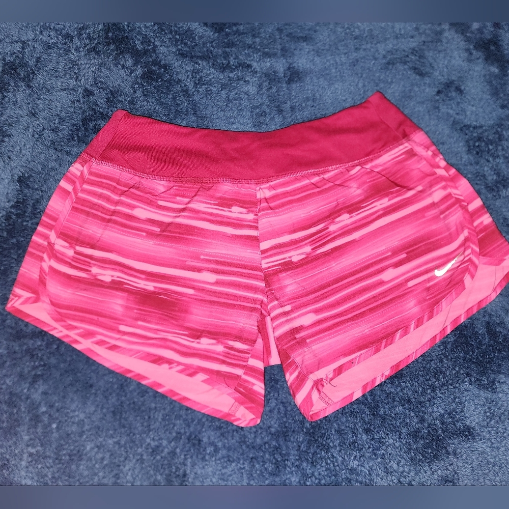 Nike tempo shorts